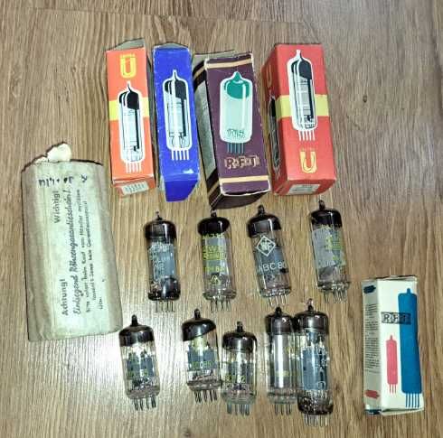 Lampy elektronowe 15 sztuk