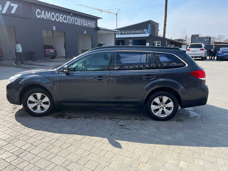 Subaru Outback 2,5 Газ!