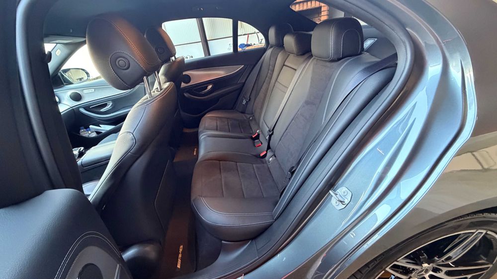 Mercedes E350e AMG