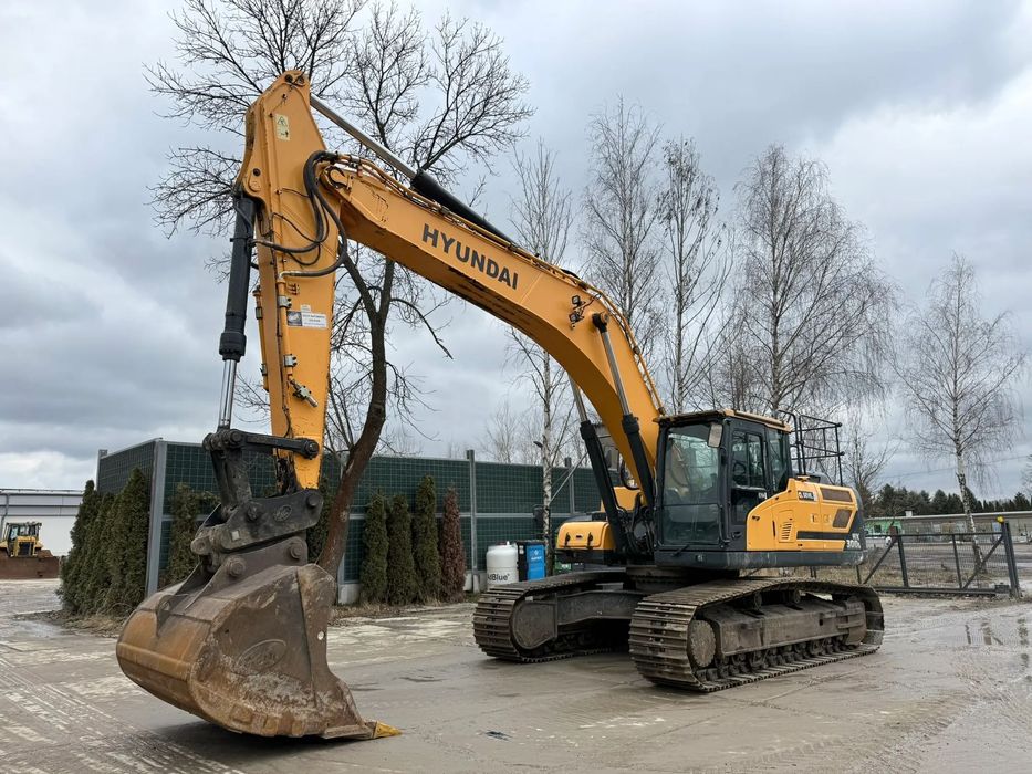 Hyundai HX 300 L  Koparka 31 ton - Hyundai HX 300 L , stan BDB