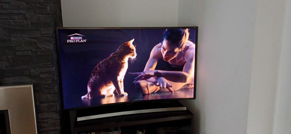 Smart TV curva Samsung SUHD 4k 49" polegadas