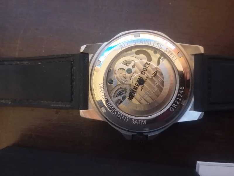 segue para venda: relógio Kenneth Cole Automático Esqueleto.