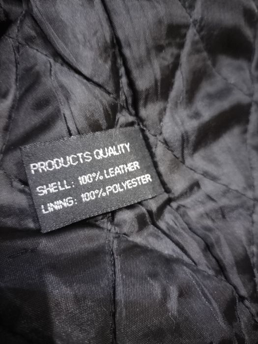 Чёрная мужская кожанка