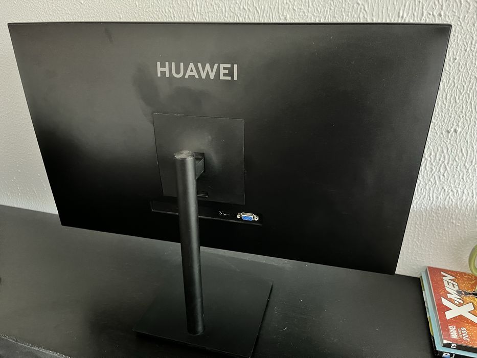 Monitor Huawei 23.8” Como Novo