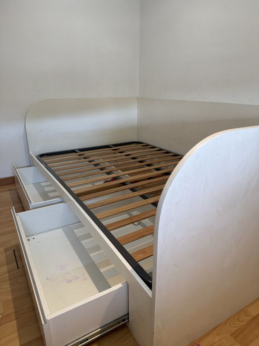 Cama de criança usada