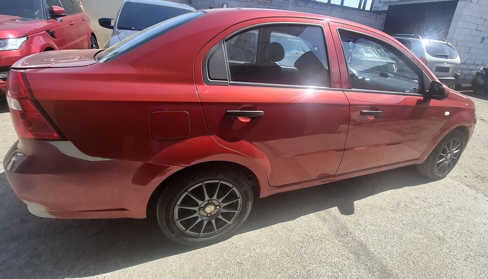 Розборка шевроле авео т250 двигун chevrolet aveo t250 коробка разборка шрот двері