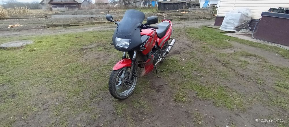 Продам kawasaki gpz 500
