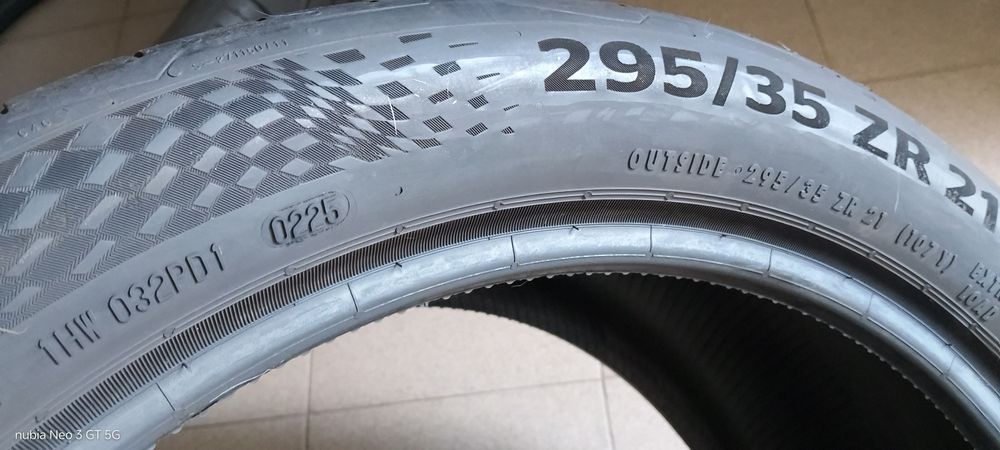 Pneus 295/35/21 semi novos