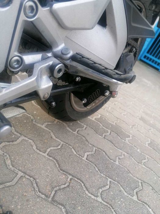 Poszerzenie stopki Honda VFR RC79-RC93