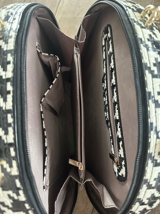 Torebka do ręki Kuferek