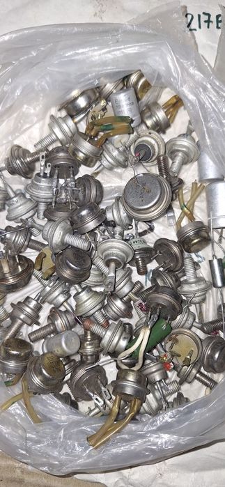 Теристори транзистори советские радиодеталі