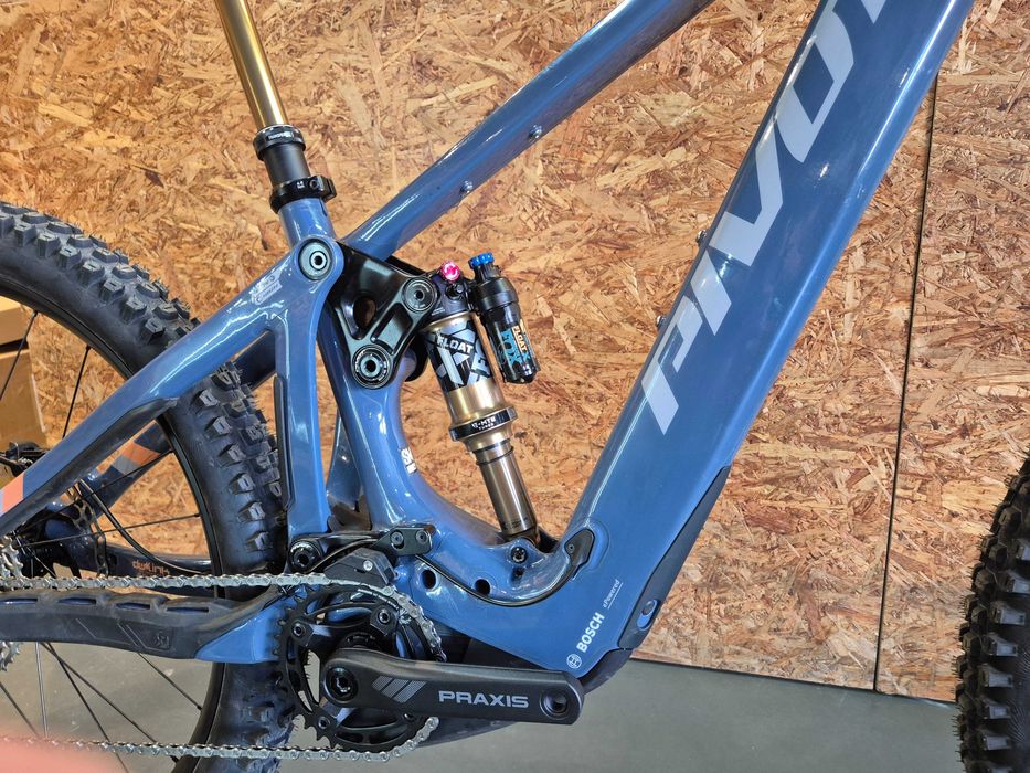 Bicicleta Eléctrica e-bike PIVOT Shuttle LT Ride S (como nova)