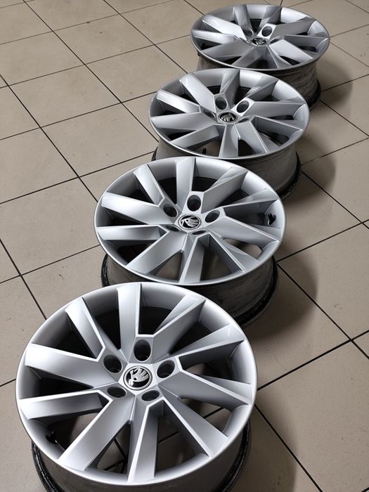 Диски R-17 5*112 7j et40 цо57,1 (Skoda, Volkswagen, Audi, Seat)