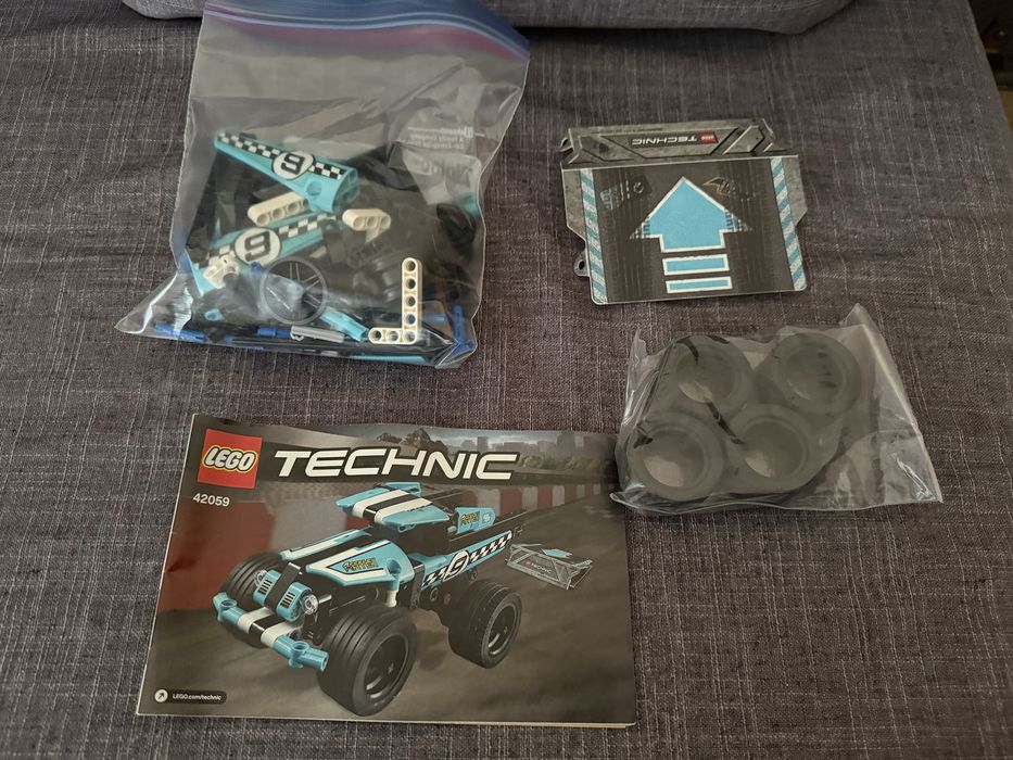 Lego technic 42059 stunc truck спортивне авто