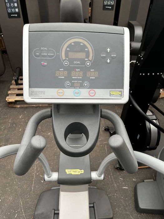 Орбітрек technogym техножим професійний