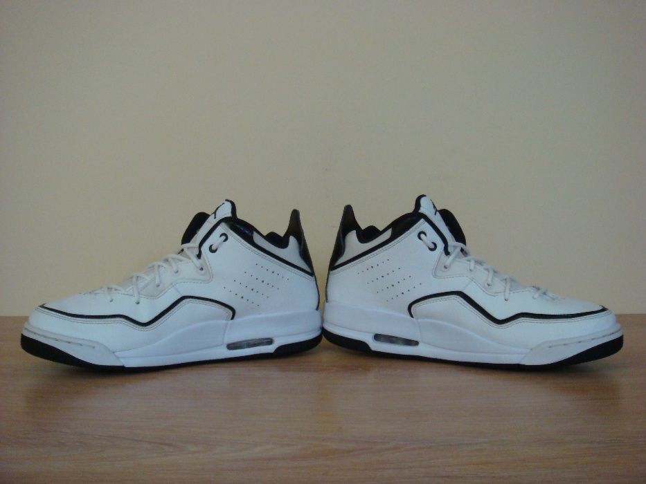 Кроссовки Jordan 42-43р Courtside 23 AR 1000-100