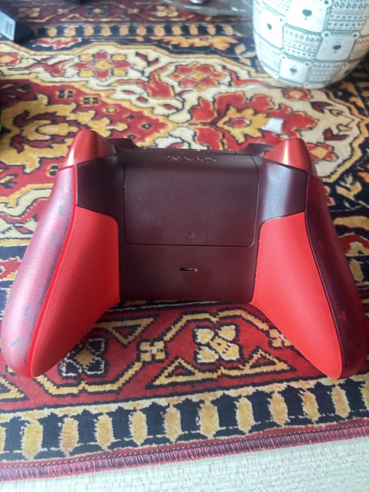 Pad do xboxa czerwony