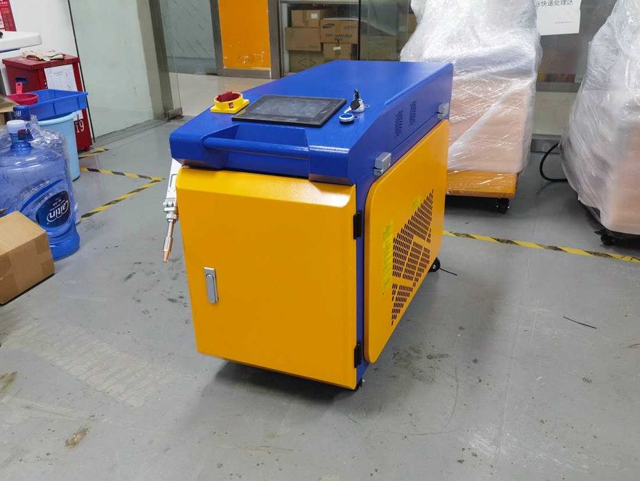 Лазерне зварювання сварка 4в1 1500w В НАЯВНОСТІ