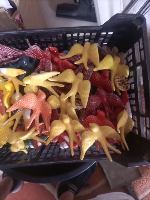 Andorinhas em cerâmica