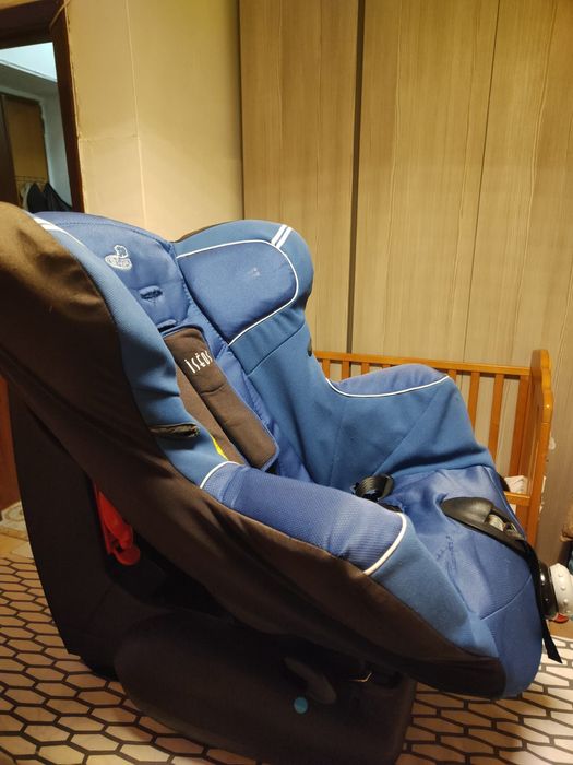 Продам автокрісло