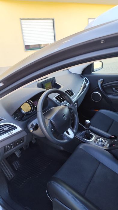 Renault Mégane 1.5 dci — photo 5