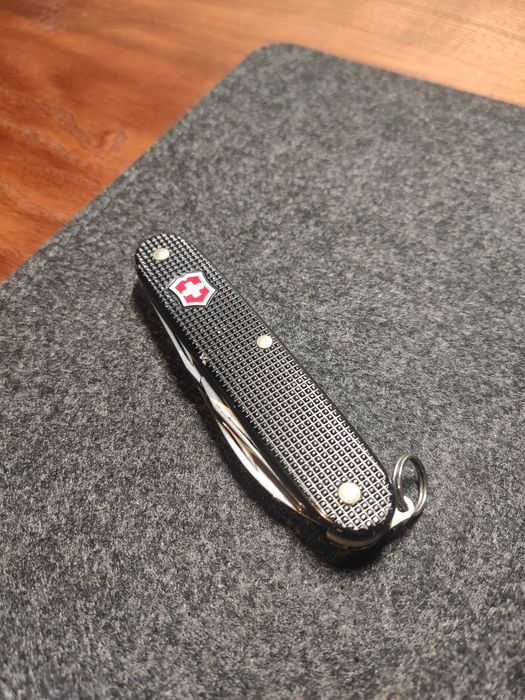 Victorinox Pioneer Black 0.8201.23
