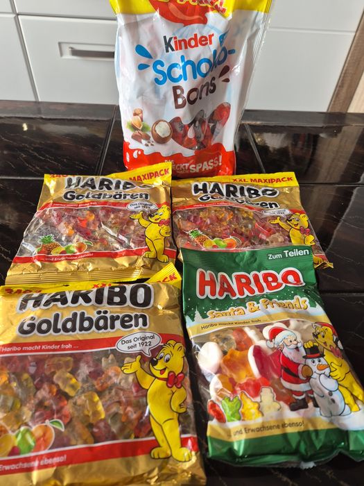Słodycze Haribo żelki i Kinder schoko bons