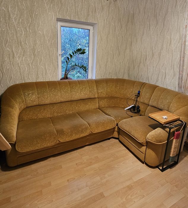 Великий кутовий диван