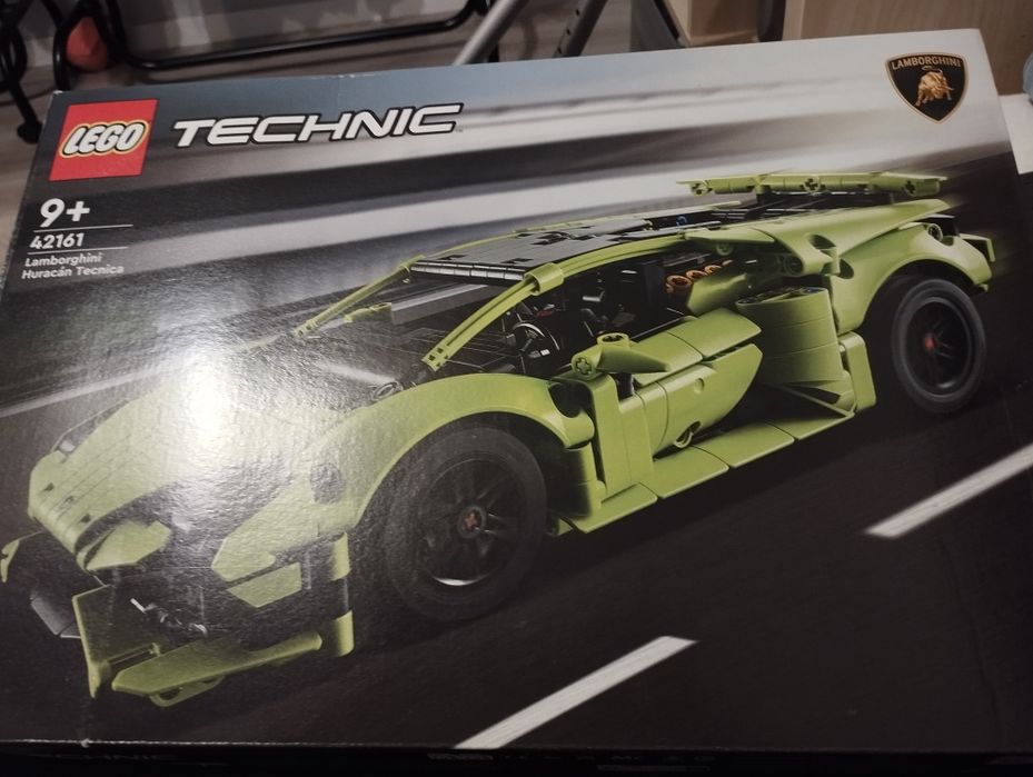 LEGO technic Lamborghini huragan tecnica