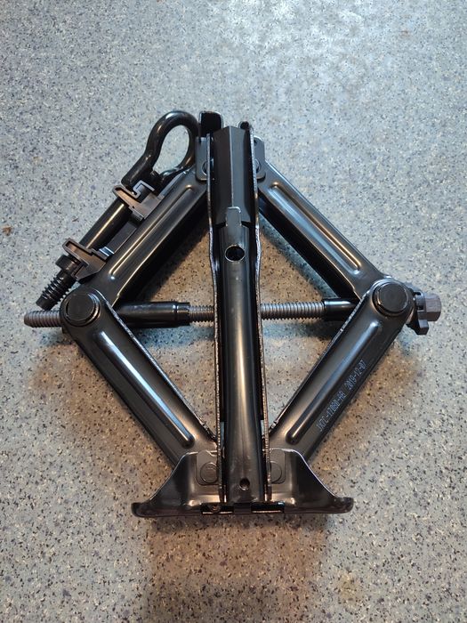 Домкрат Форд Фокус Ford Focus