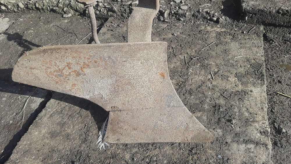 Плуг до мото трахтора