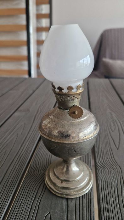 Candeeiro vintage a petróleo