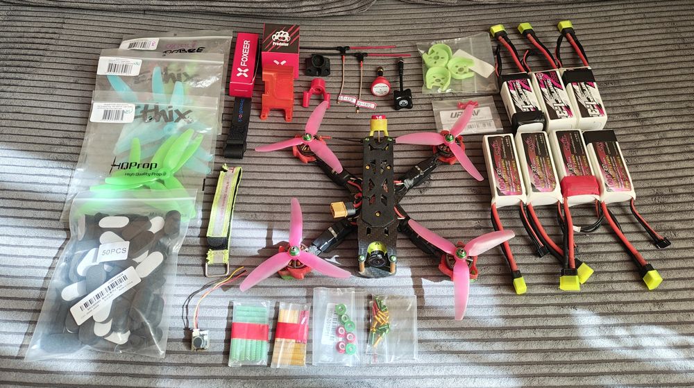 Zestaw Dron FPV Freestyle 5 Cali Falcox Crsf Tbs Aomway Prodrone