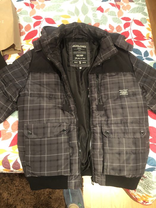 Kispo Jack Jones novo