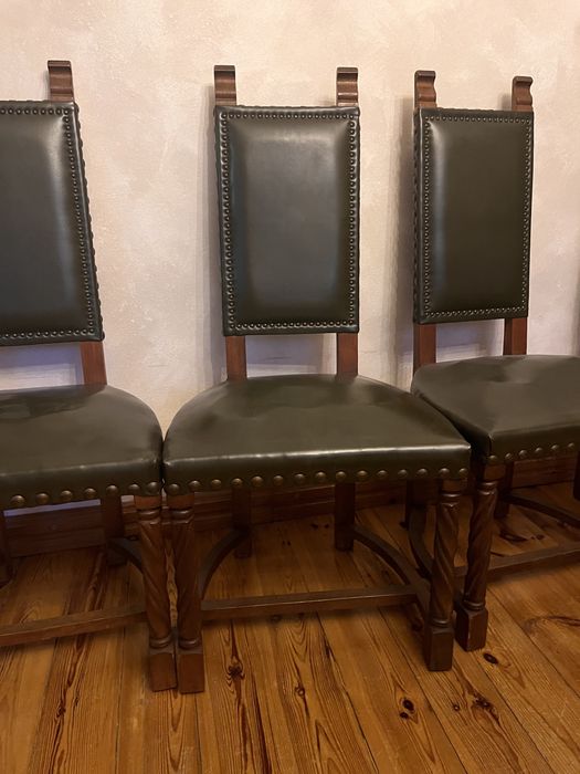 Stół rozkładany + skórzane fotele