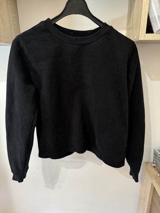Czarna bluza reserved 38 M