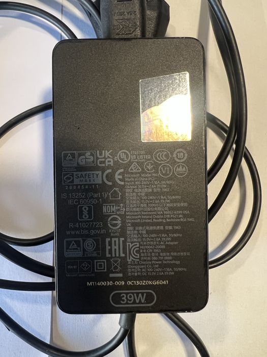 Carregador Original Microsoft Surface 39W