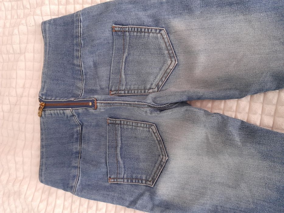 Spodnie jeans niebieskie zamek