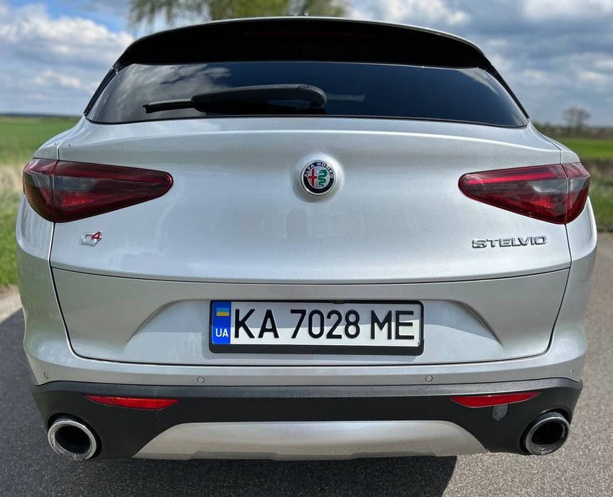 Alfa romeo stelvio