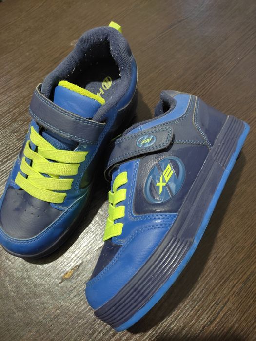 Роликові кросівки