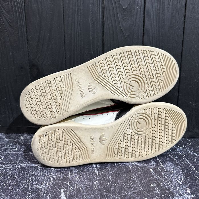 Шкіряні кросівки Adidas Continental 41.5/26