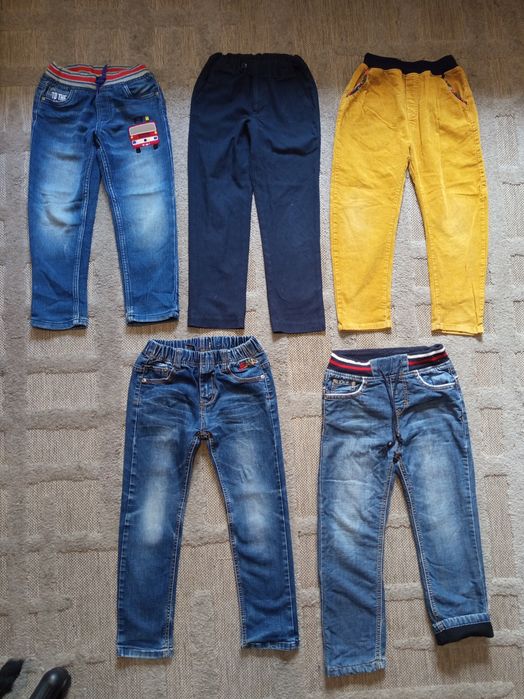 Джинсы, куртка на 5- 6-7 лет