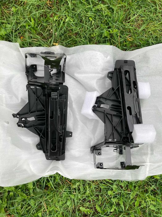 Кронштейн крепления L/R фары  BMW	5 Series F10/F11 2010-2017 год.