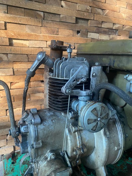 Генератор армійський