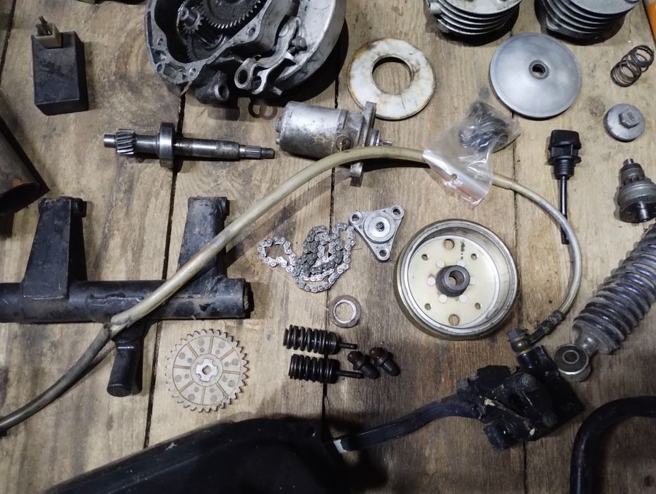 Запчасти китайський скутер 139 qmb