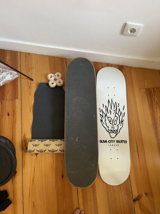 Reynolds Trucks Skateboard Bundle + Extra Deck + 2 Grip Tapes + Set of new wheels – €60 Fixed