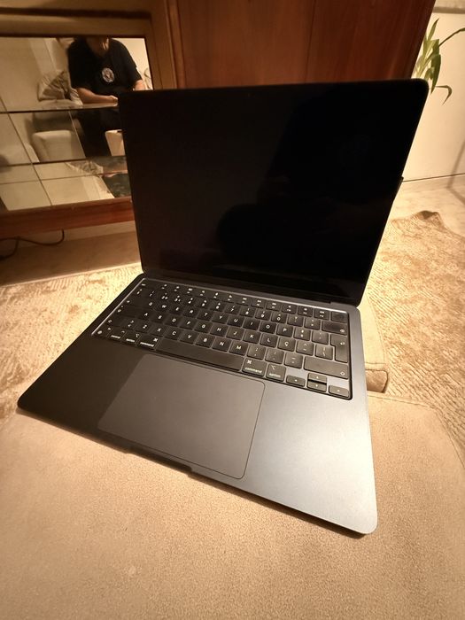 Macbook air m3 8GB Ram 256ssd impecavel