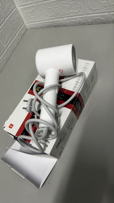 Фен з іонізацією Xiaomi Mi Ionic Hair Dryer H300