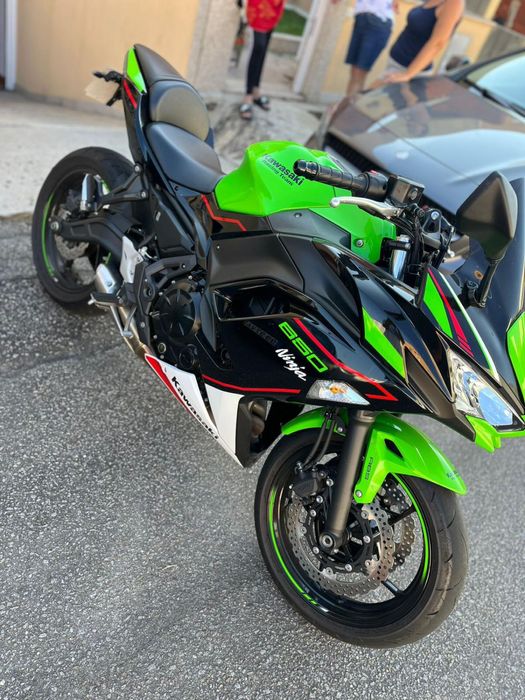 Kawasaki Ninja 650 KRT Edition