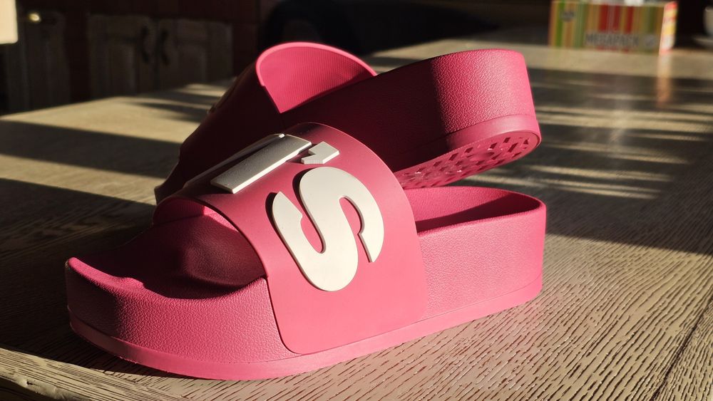 Шльопанцi LEVI'S  оригинал